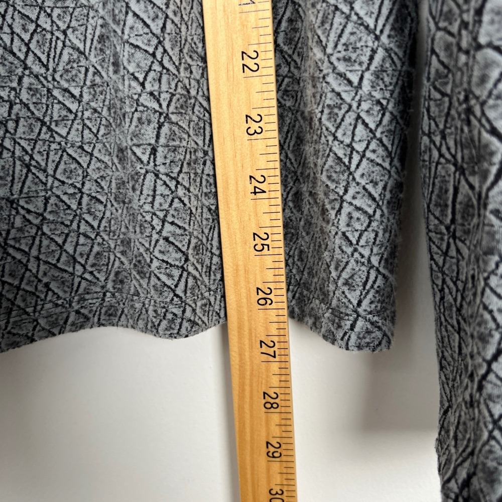 Lululemon Men's M Surge Warm Grey Geometric Grid Quarter Zip Pullover Sweatshirt - Picture 4 of 9